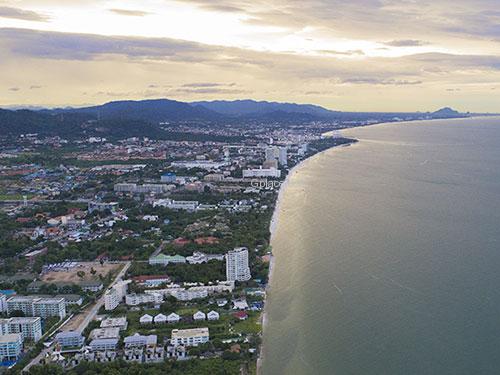 หาดเขาตะเกียบ